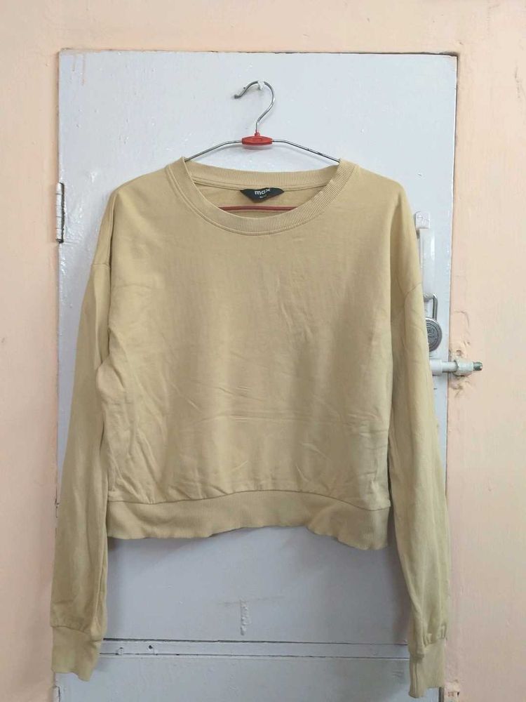 Casual Yellow Sweatshirt