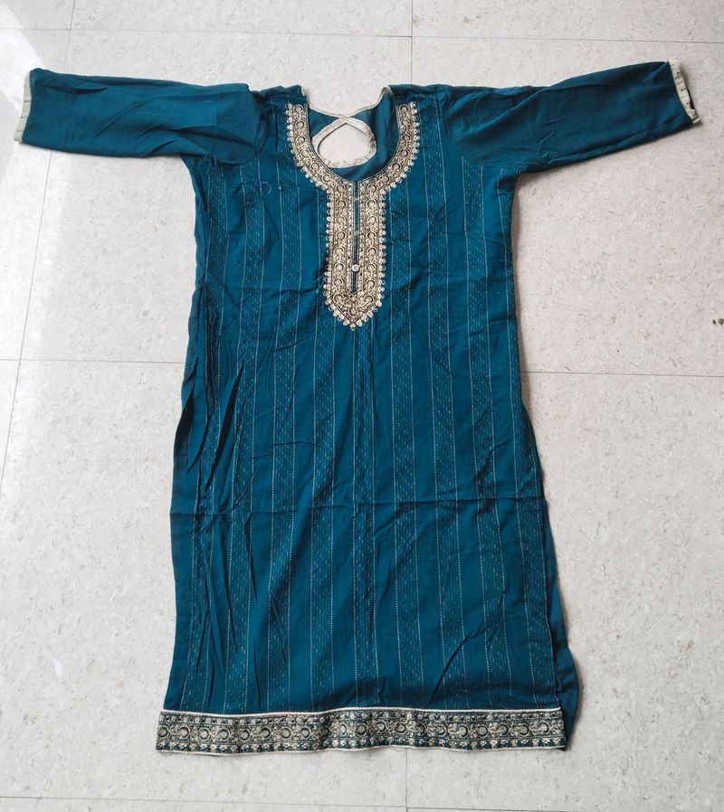 Embroided Kurta With Pant dupatta 💕