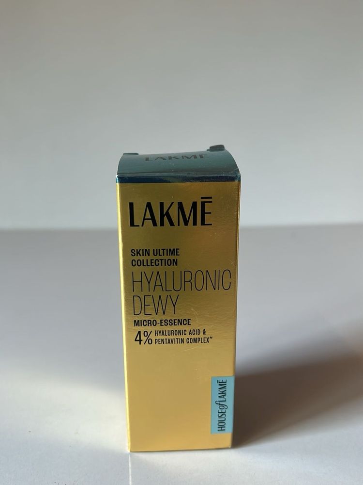 Lakme Hyaluronic Dewy Micro-Essence