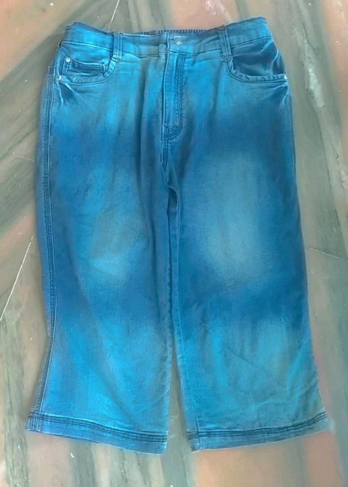 Blue Denim Capri Jeans