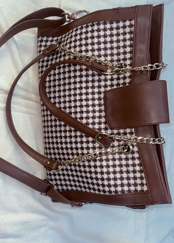 Houndstooth Shoulder + Laptop Bag