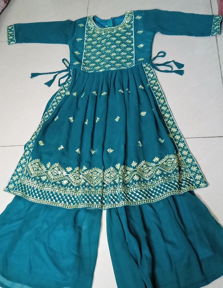 Naira Cut Sharara Suit For Kids|(Size:-10-11years/XL)