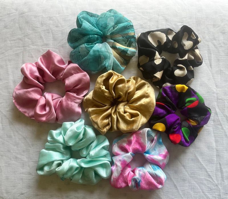 7 Premium Quality Hair Scrunchies