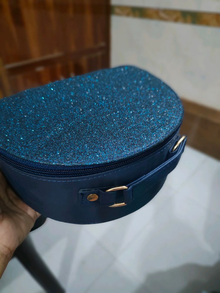 Faces Canada Shimmer Organizer