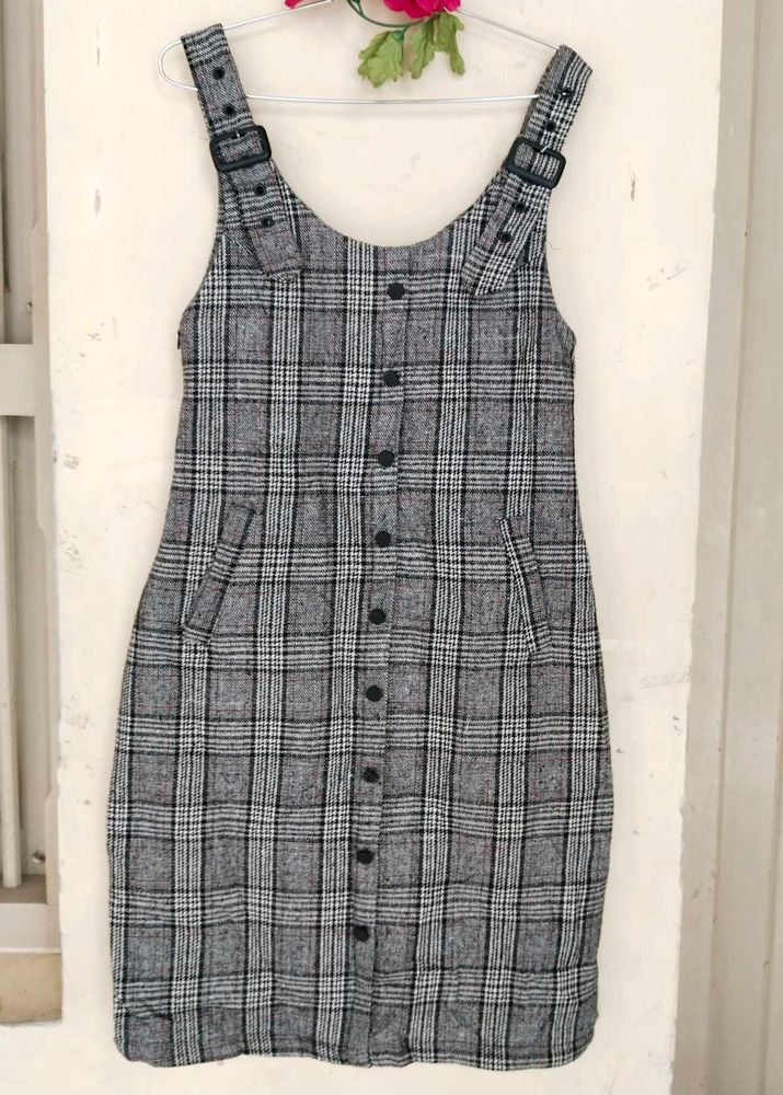 Plaid Pinafore Dress 10/10 👍🏻