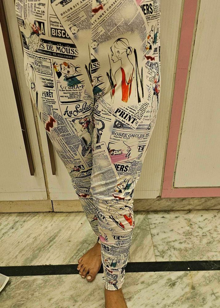 Funky Newspaper Print Leggings