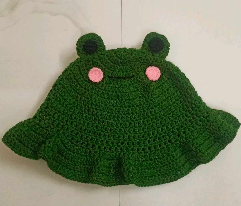 Handmade Crochet 🐸 Bucket Hat