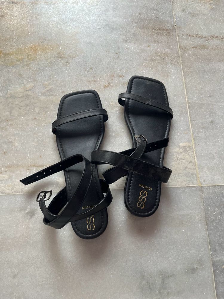 New Street Style Store Flats