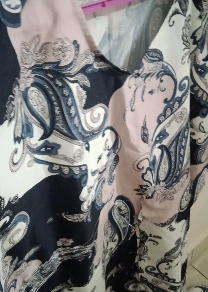 Paisley Print Sleeveless Top