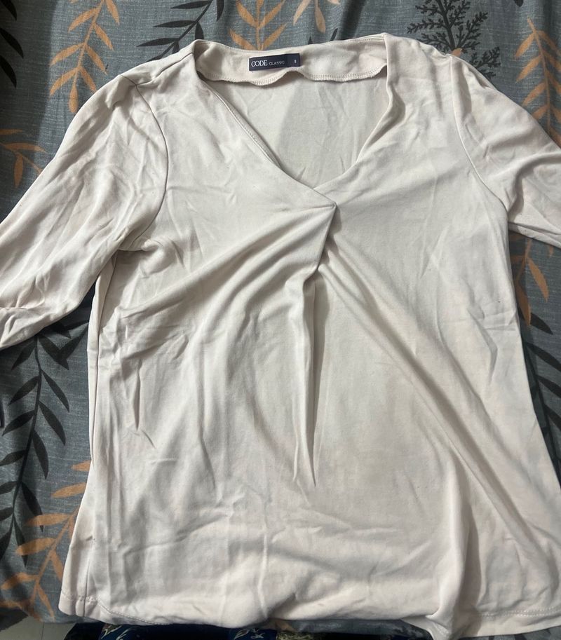 Elegant Beige V-Neck Top