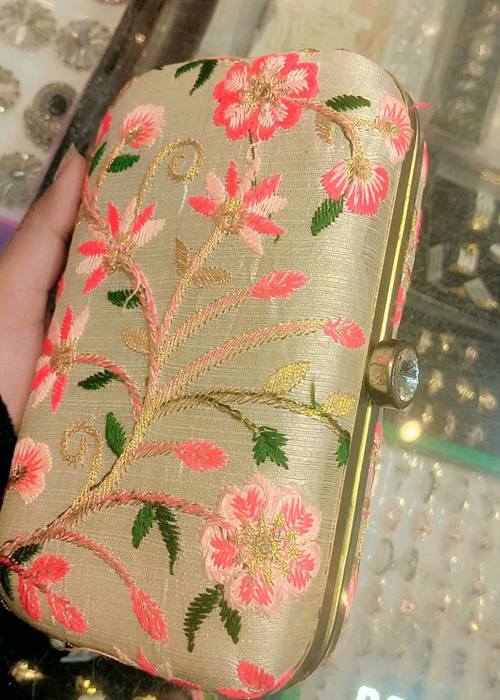 Floral Embroidered Clutch