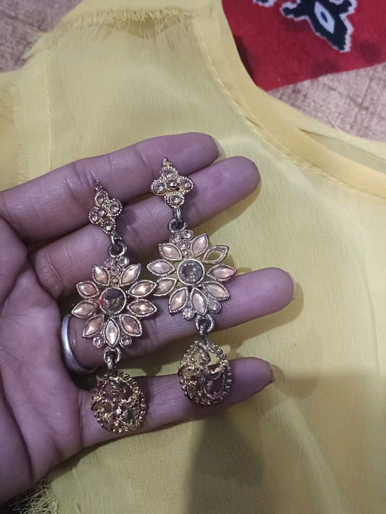 Stylish Jhumke