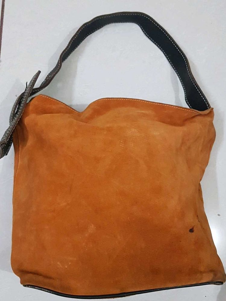 013 Sling Bags