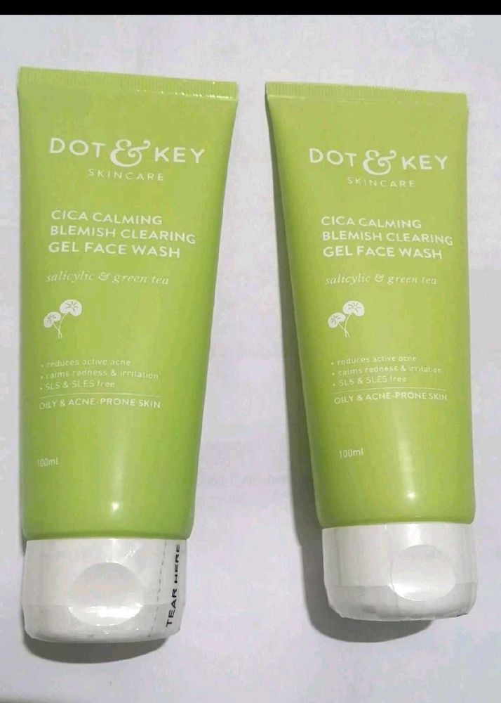 Dot &amp; Key Face Wash