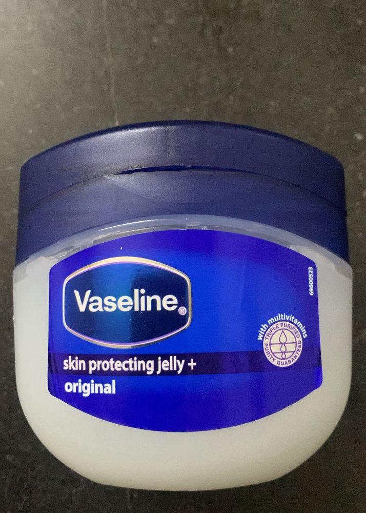 Vaseling Skin Protecting Jelly Original 200 Grams