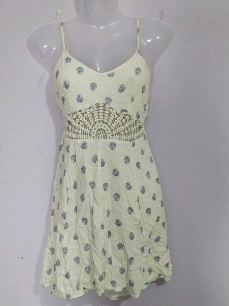 CUTE DRESS