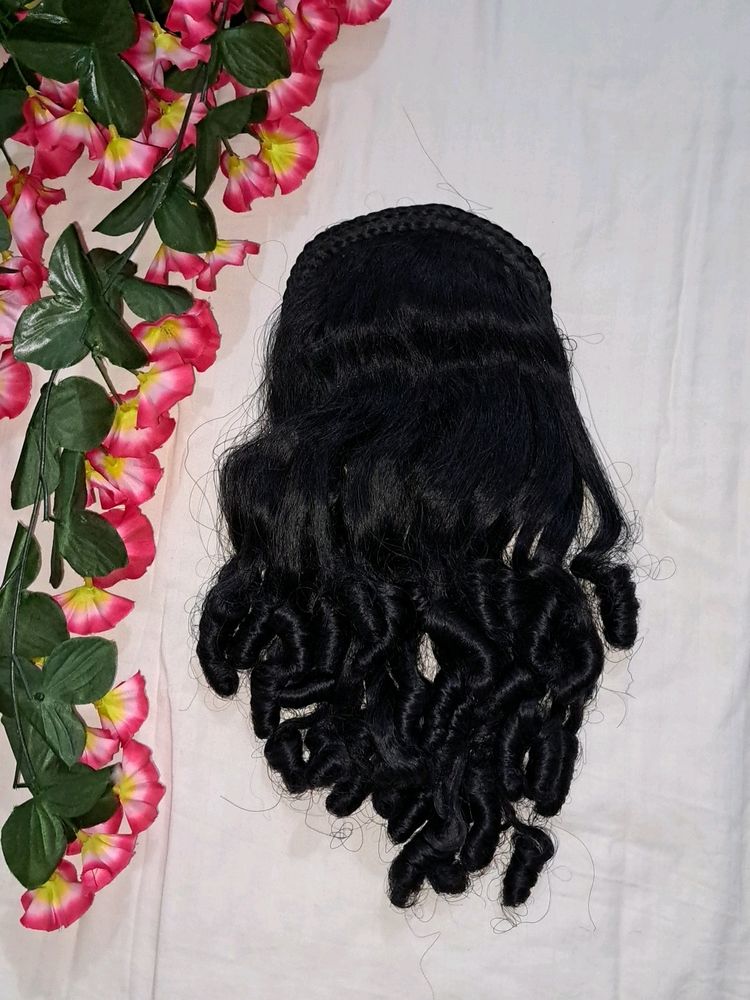 Imported Curled Hair Wig 🖤