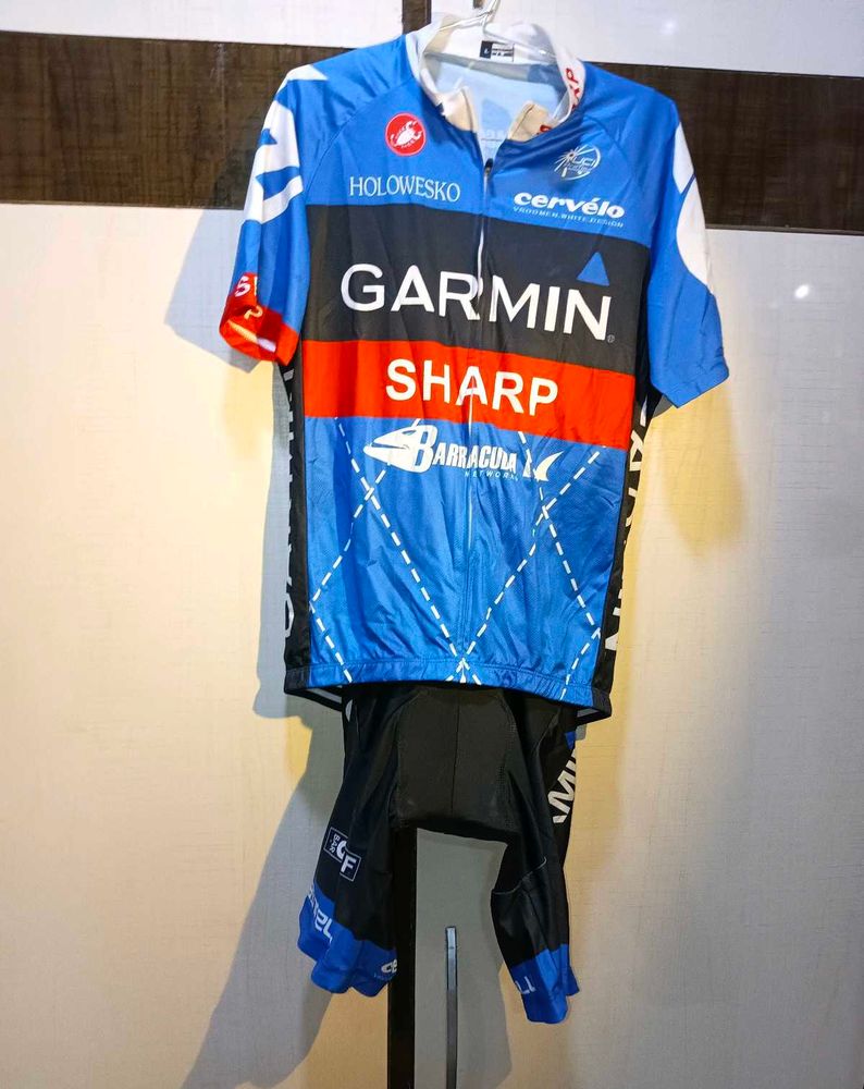 Garmin Jersey Set With Padded Cycling Shorts
