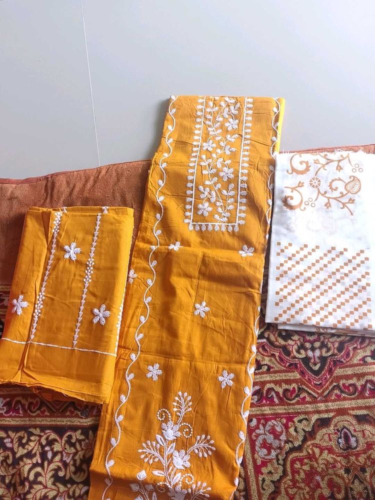 Women's Unstitched Clothe 4 meter