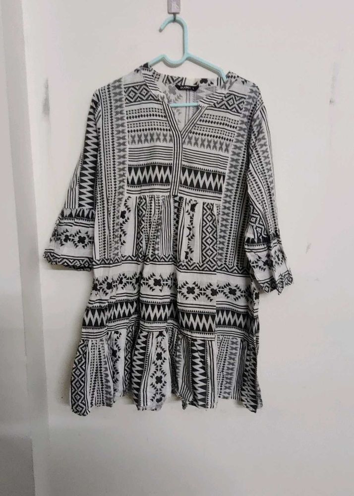 Zudio White Tunic