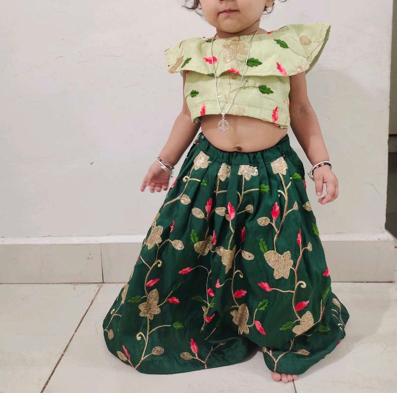 ✨ Baby Clothing Bundle (6–12 Months) – Like New ✨