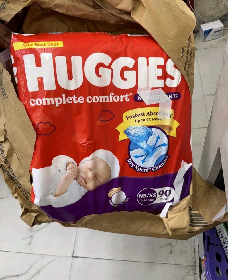 Huggies Brand Diapers - 90 Pants + 3 Pieces Free