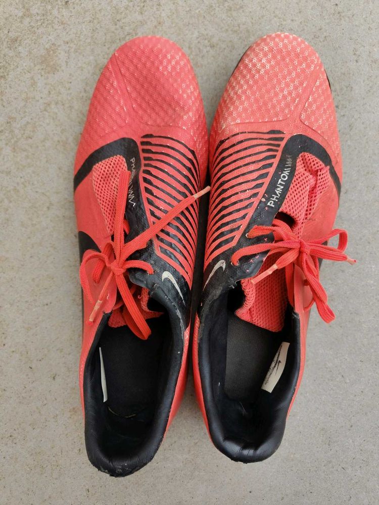 Football Shoes/Studs