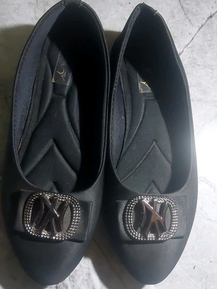 Black Ballet Flats with Buckle