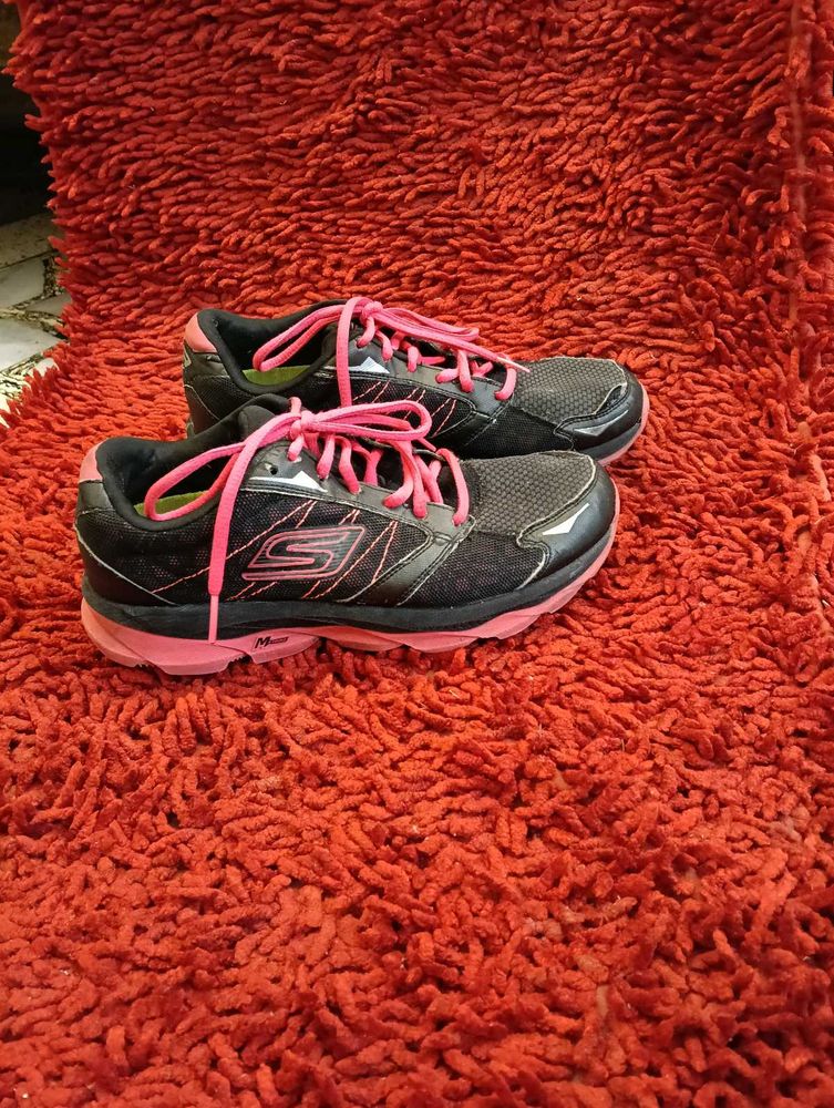 SKETCHERS SHOES UK5