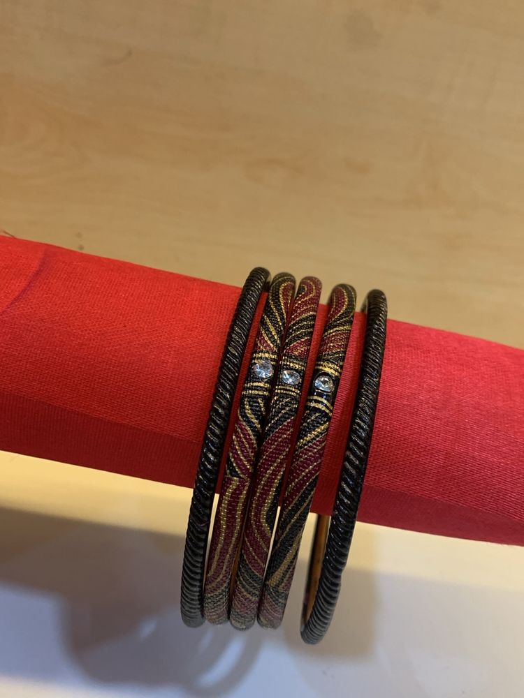 Traditional Black Bangles - Set Of 4