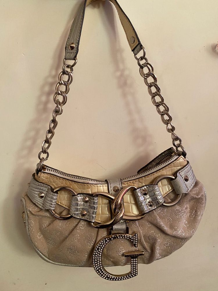 ‼️Y2K Guess Bag‼️