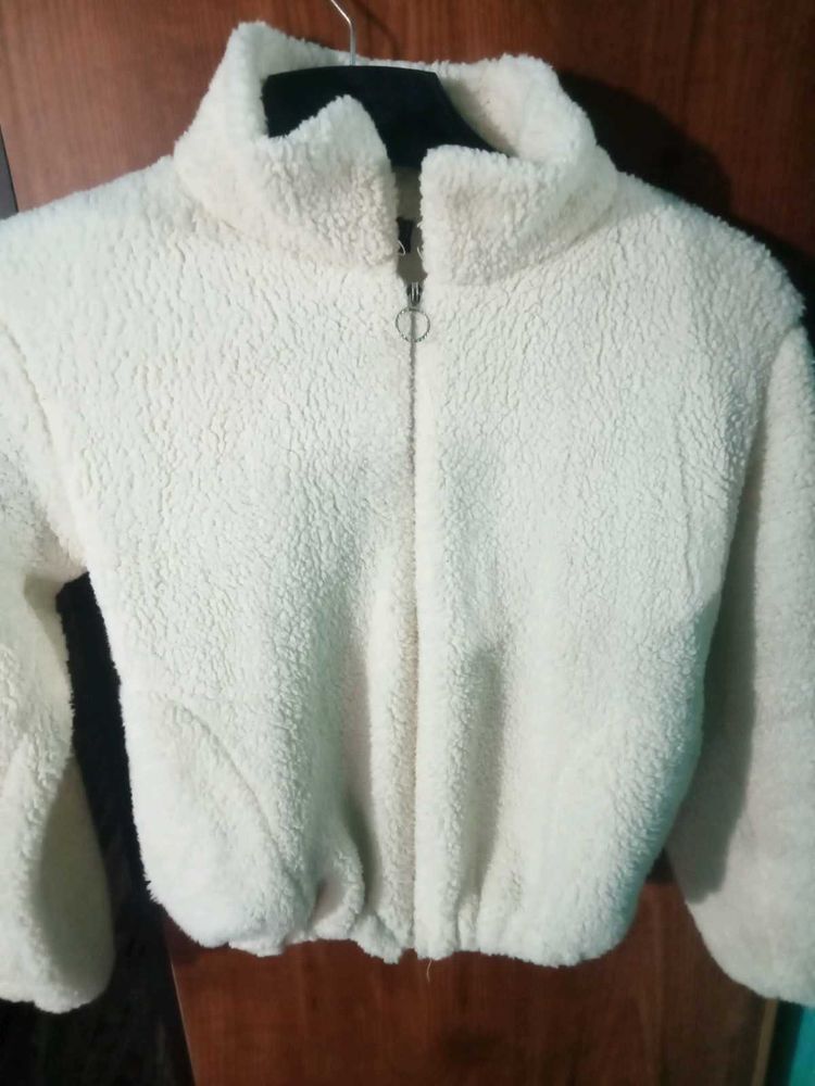Hudi Woolen