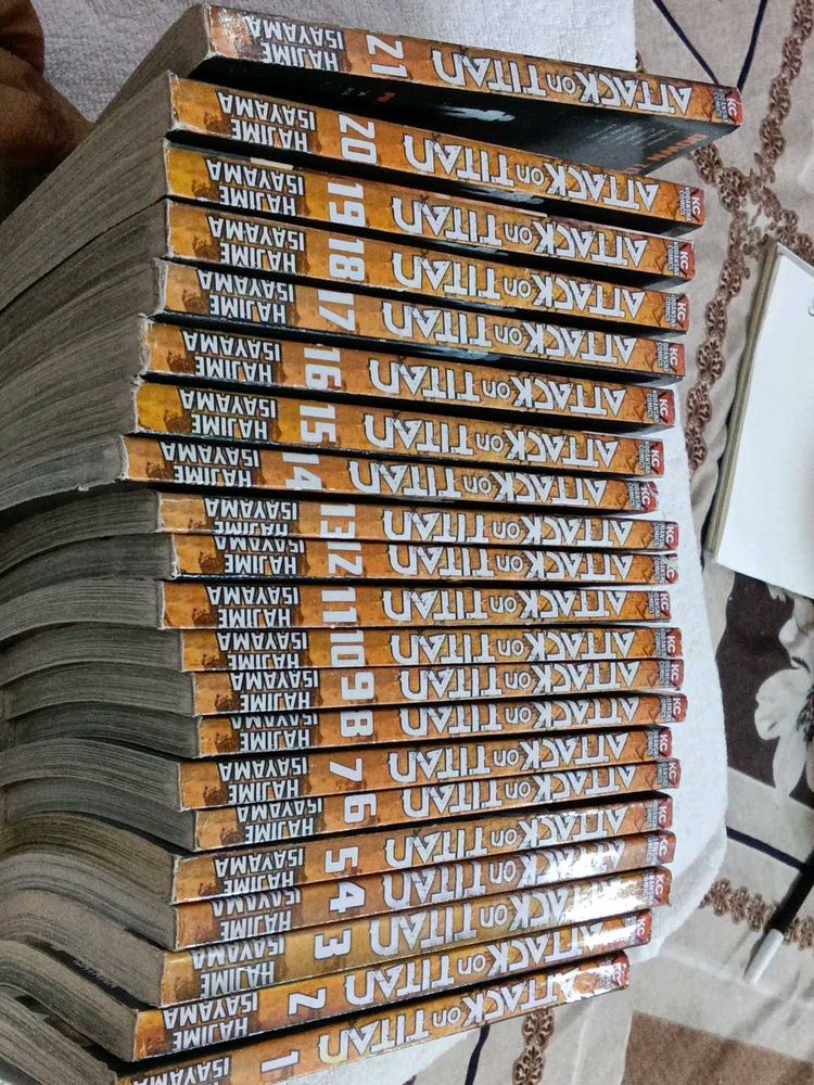 Attack on Titan Manga Set Vol 1-21