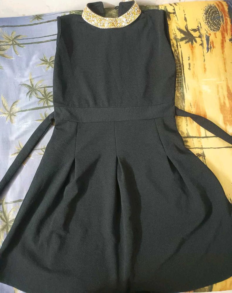 Beautiful Black Onepiece With Neck Work