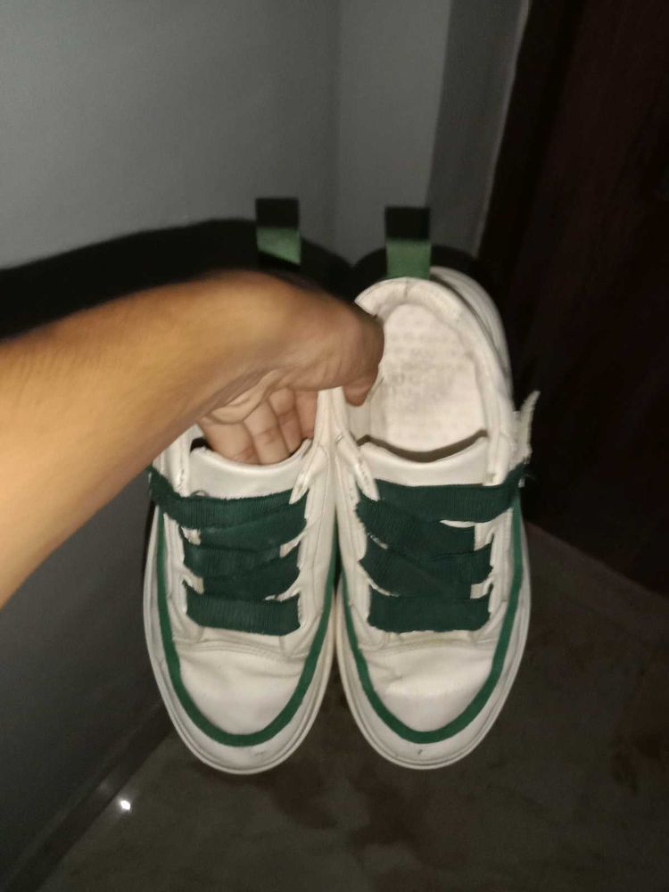 Stylish White CHUNKY STRAP Sneakers