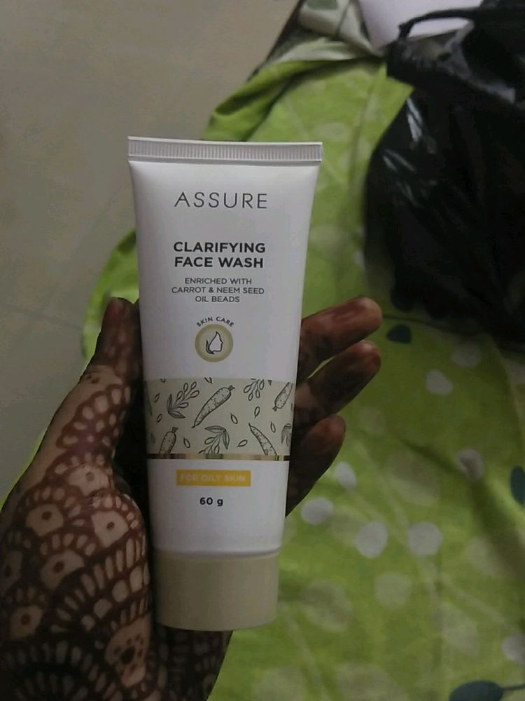 Assure Clarifying Face Wash