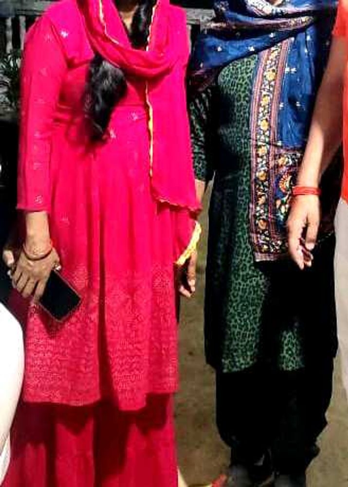 peumplm kurti with sharara good condition