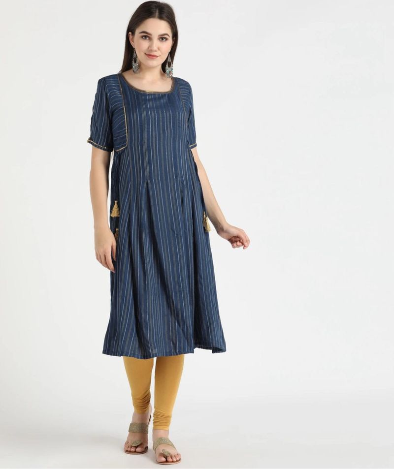 Stylish Striped Tunic Aurelia Kurti