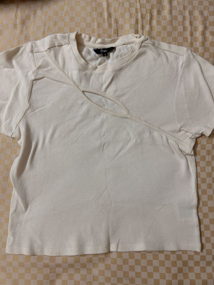 People - Stylish Cut-Out Tee