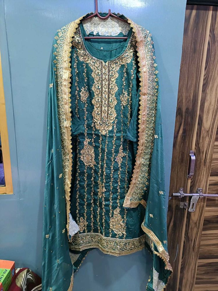 Pakistani Bridal Suit Set