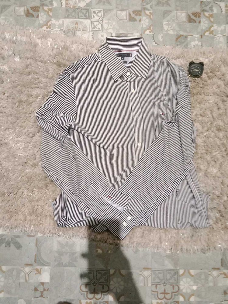 Tommy Hilfiger Striped Button-Down Shirt