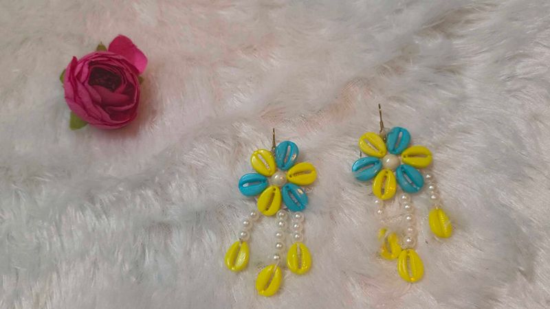(Garba&amp; haldi jewellery)Seashell Flower Earrings