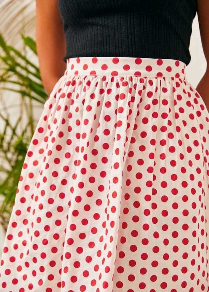 Vintage-Inspired Red Polka Dot Skirt