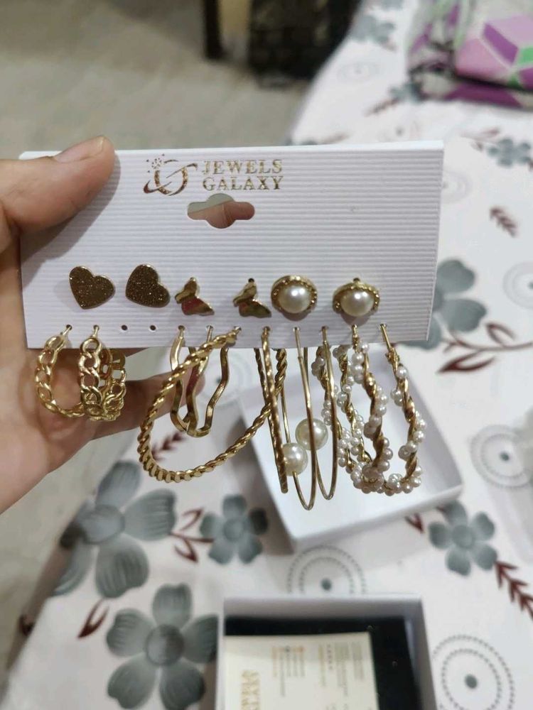 Earrings Set