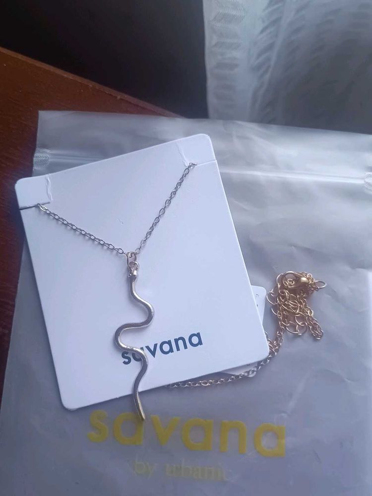 Savana Snake Pendant Necklace