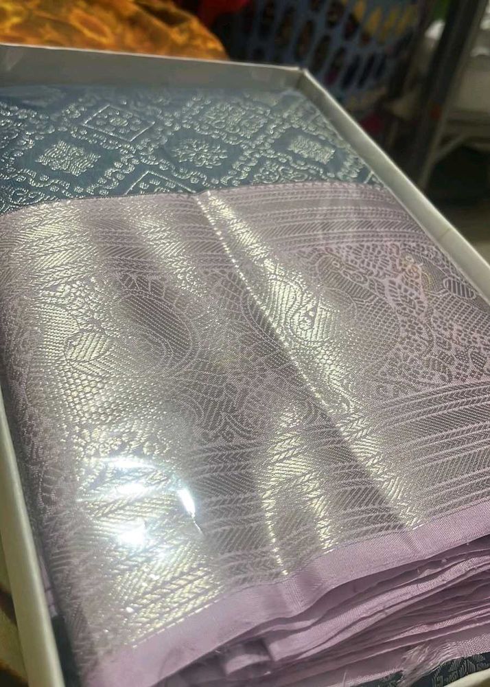 Elegant Grey &amp; Lilac Saree