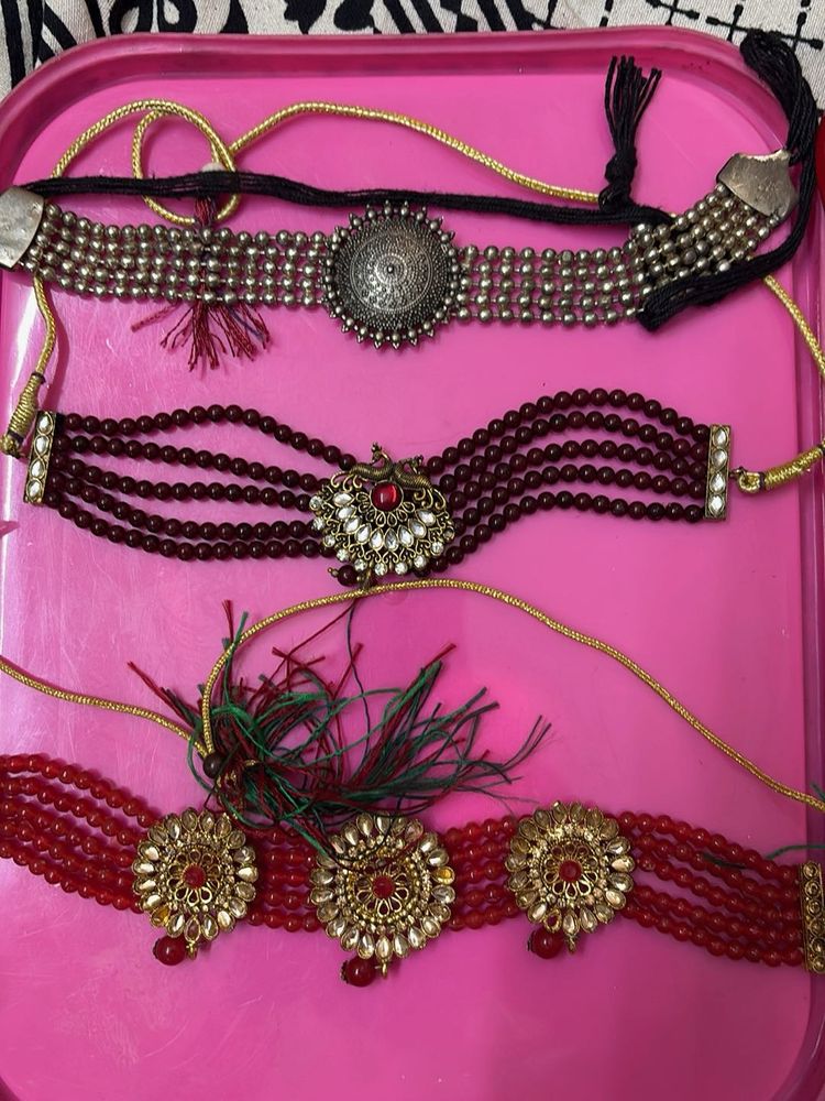 2+ 1 choker + free gift