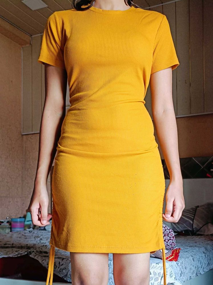 Mustard Ribbed Mini Dress(L)