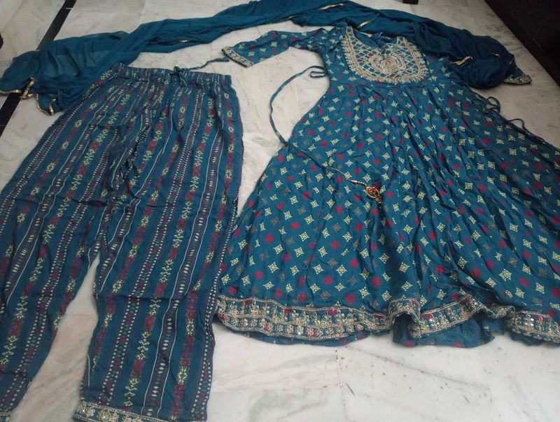 Elegant anarkali Kurta Set