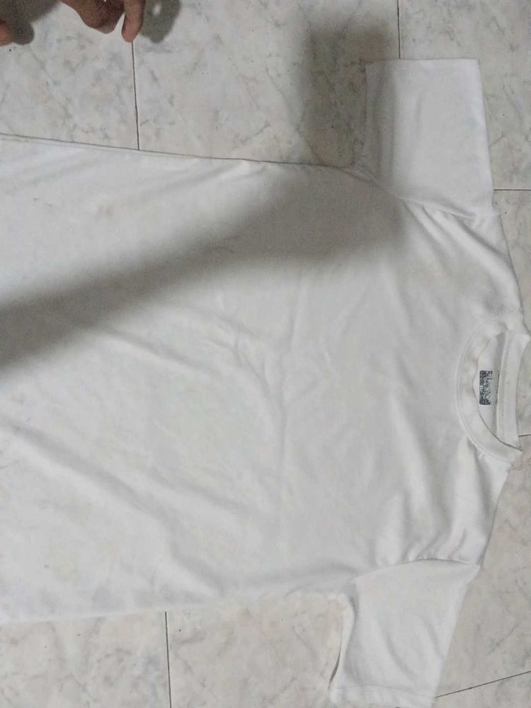 white T-shirt
